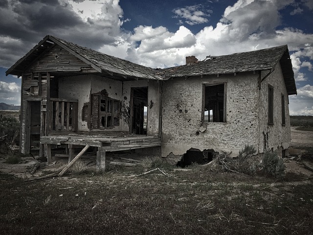 house-640x480-62380867.jpeg