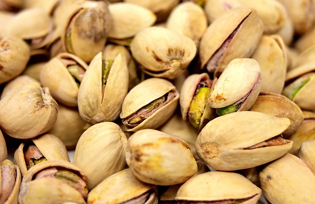 local-food-640x480-81948164.jpeg