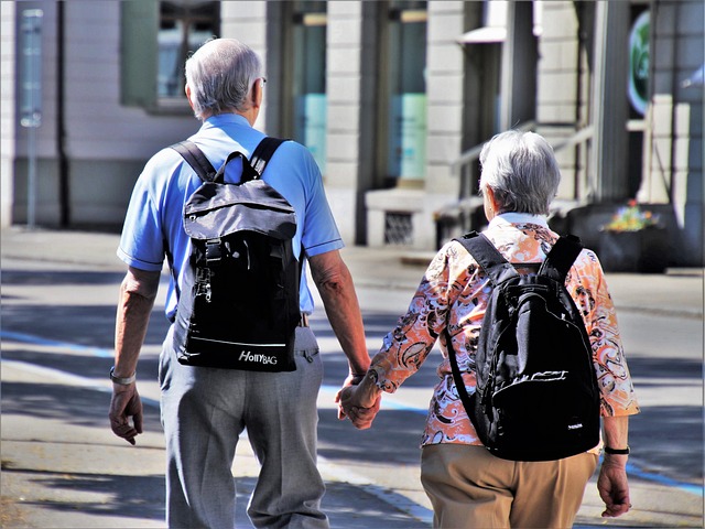 elderly-person-640x480-16853601.jpeg