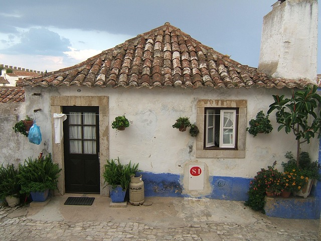 house-640x480-15842184.jpeg