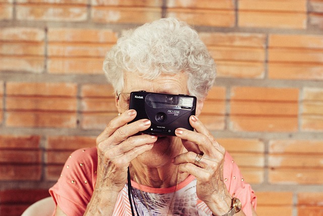 elderly-person-640x480-35865136.jpeg