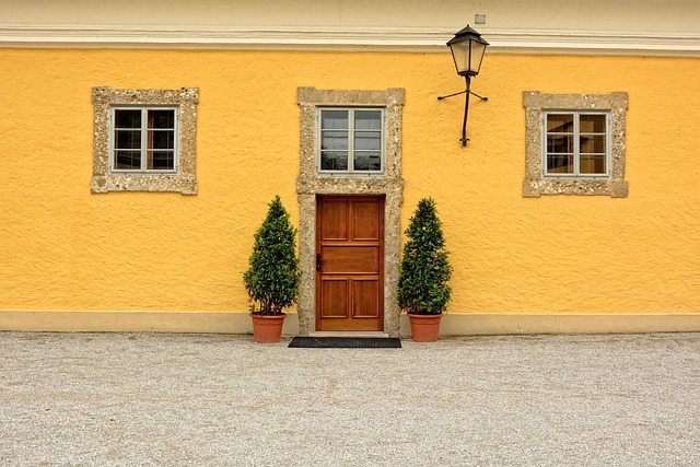 house-640x480-69177955.jpeg