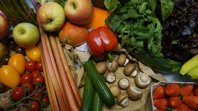 local-food-640x480-22461032.jpeg