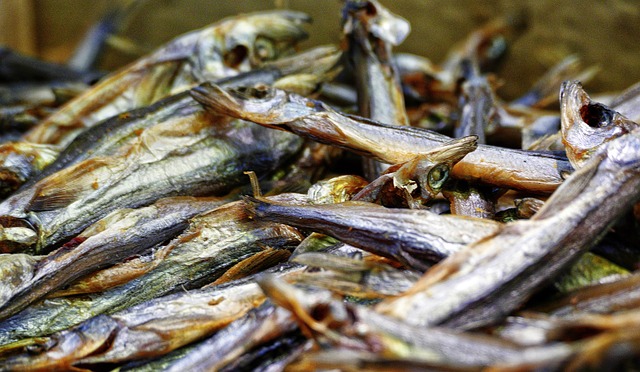 local-food-640x480-41808634.jpeg