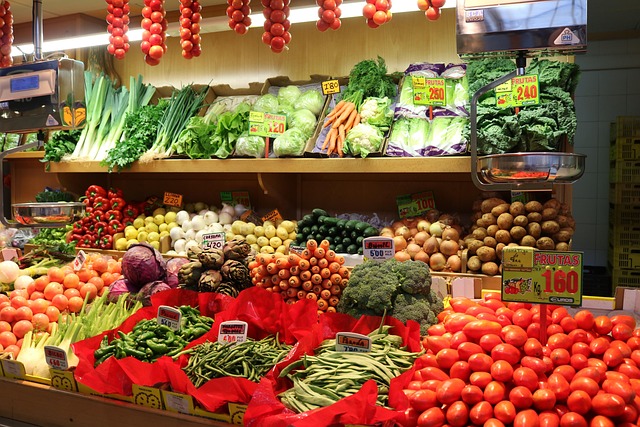 local-food-640x480-37438158.jpeg