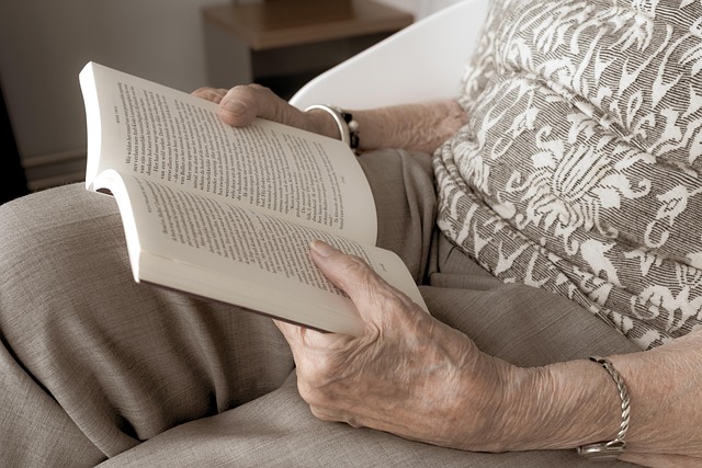 elderly-person-640x480-2485461.jpeg