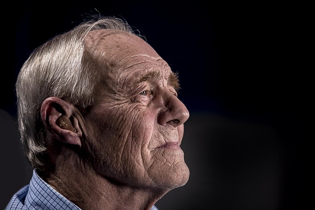 elderly-person-640x480-58414245.jpeg