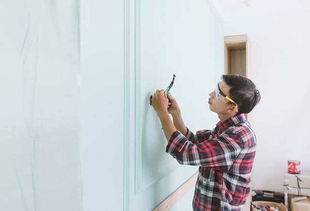 home-repair-640x480-46687236.jpeg