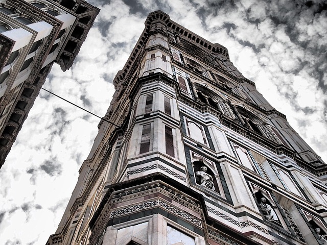 house-640x480-27228219.jpeg