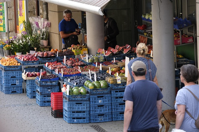 local-food-640x480-25282054.jpeg