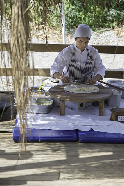 local-food-640x480-58170392.jpeg