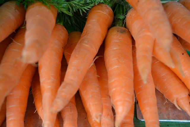 local-food-640x480-66623151.jpeg