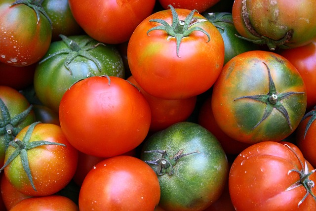 local-food-640x480-69328817.jpeg