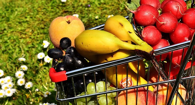 local-food-640x480-72704464.jpeg