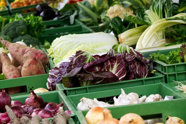 local-food-640x480-76450419.jpeg
