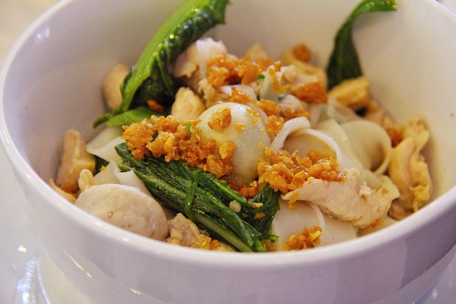 local-food-640x480-80055076.jpeg