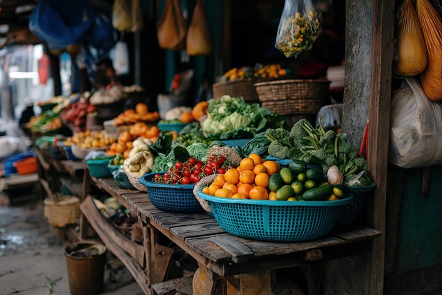 local-food-640x480-80235819.jpeg
