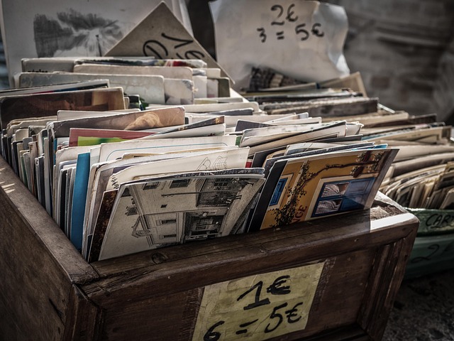 yard-sale-640x480-8281219.jpeg